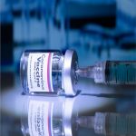 نظر مشاورعالی وزیر بهداشت درباره خرید واکسن کرونا