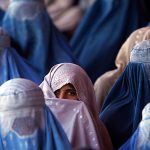 دستور رهبر طالبان : برقع برای زنان افغانستان اجباری شد / فقط چشمانتان باید دیده شود